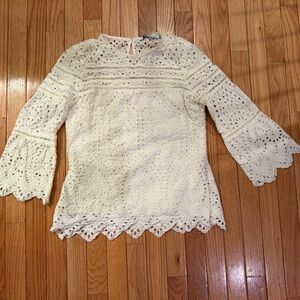 Elegant Cream Lace Women's Cotton Top Cotton lined Bell Sleeve clean no stains